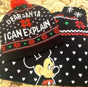 Women's M Mickey Christmas sweatshirt